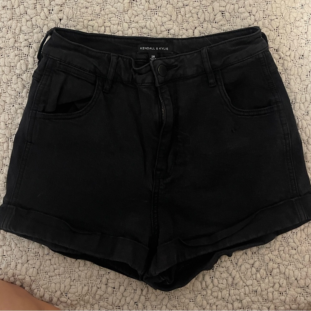 Women's Kendall & Kylie PacSun Black Super High Rise Shorts size 28